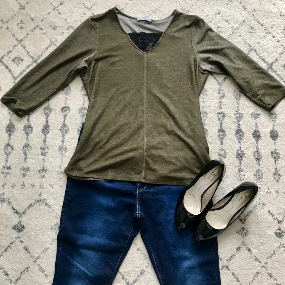 XL Olive Heavier Knit V-Neck with Lace Detail
